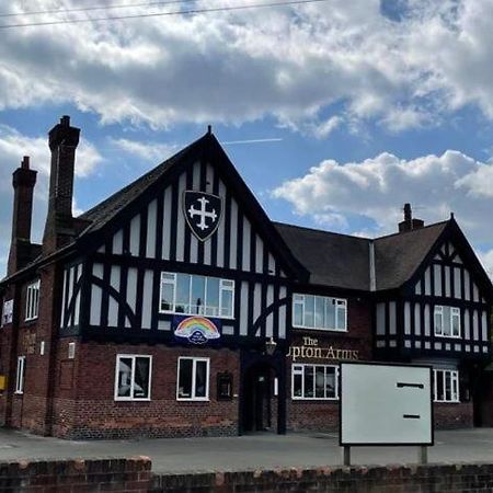 Upton Arms Hotel Pontefract Extérieur photo